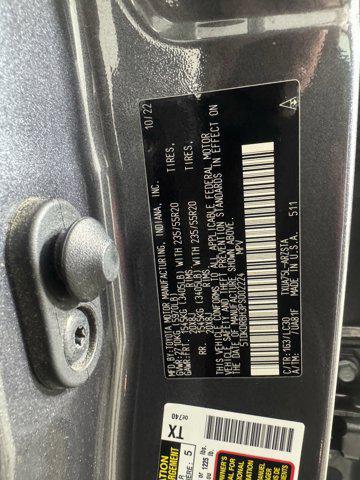 used 2023 Toyota Highlander car, priced at $38,900