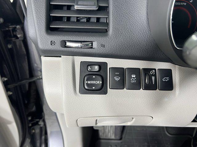 used 2013 Toyota Highlander car, priced at $15,500