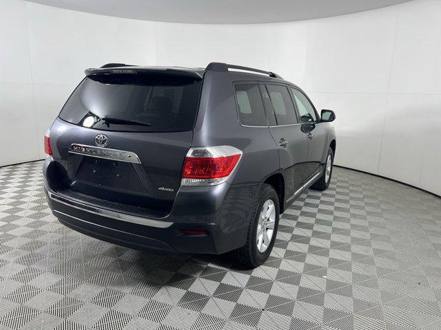 used 2013 Toyota Highlander car, priced at $15,500