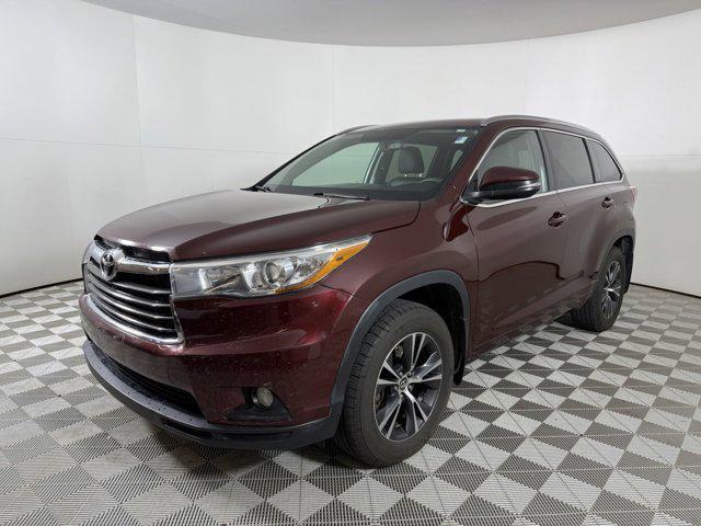 used 2016 Toyota Highlander car, priced at $25,500