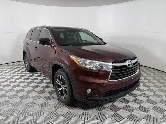 used 2016 Toyota Highlander car, priced at $25,500