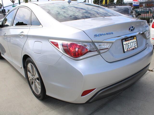 used 2013 Hyundai Sonata Hybrid car, priced at $9,495