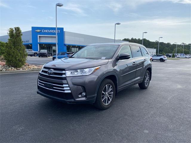 used 2018 Toyota Highlander car, priced at $22,900