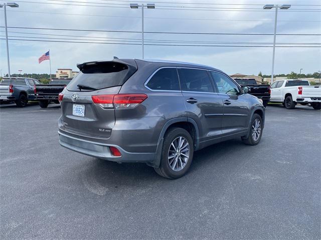 used 2018 Toyota Highlander car, priced at $22,900