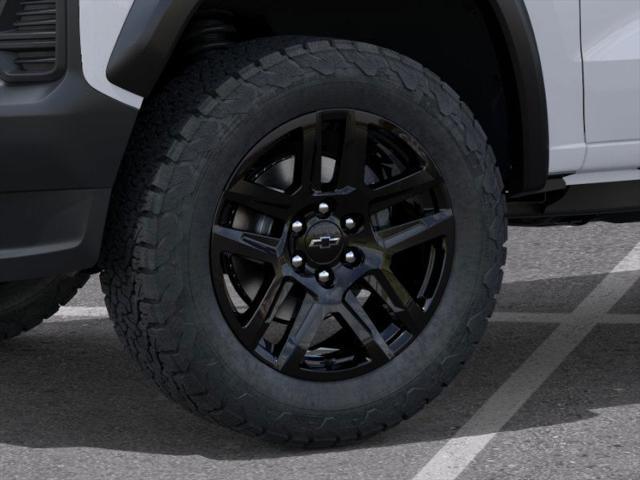 new 2025 Chevrolet Colorado car, priced at $42,970