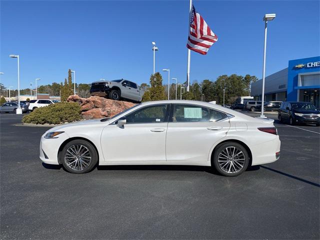 used 2023 Lexus ES 250 car, priced at $32,900