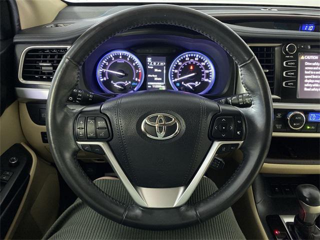 used 2019 Toyota Highlander car, priced at $23,400