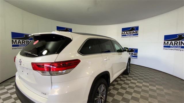 used 2019 Toyota Highlander car, priced at $23,400