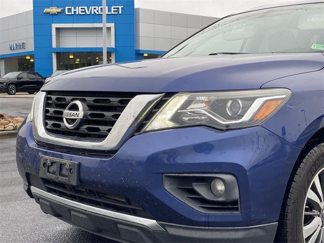used 2018 Nissan Pathfinder car, priced at $11,900