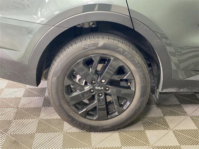 used 2023 Kia Sorento car, priced at $28,900