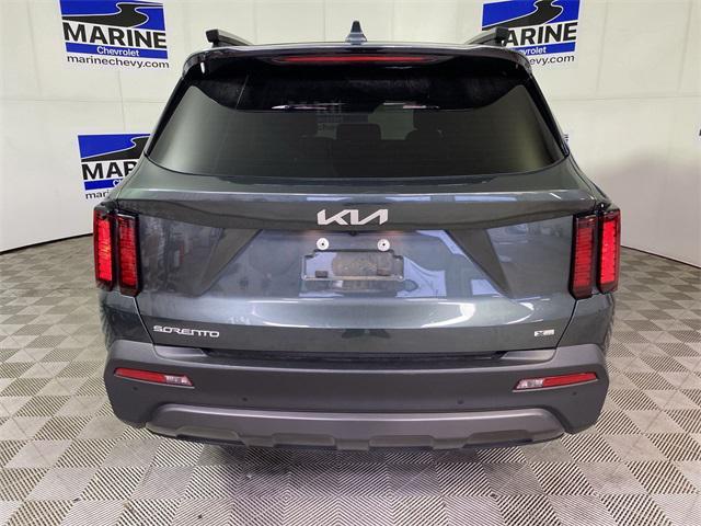 used 2023 Kia Sorento car, priced at $28,900