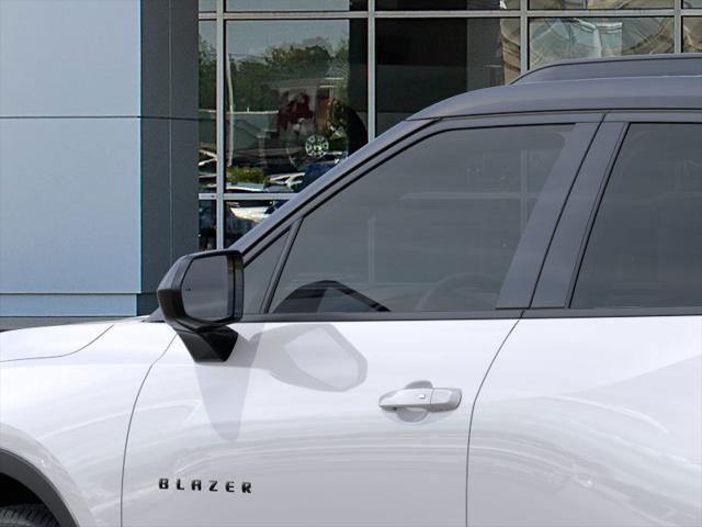 new 2025 Chevrolet Blazer car, priced at $34,175