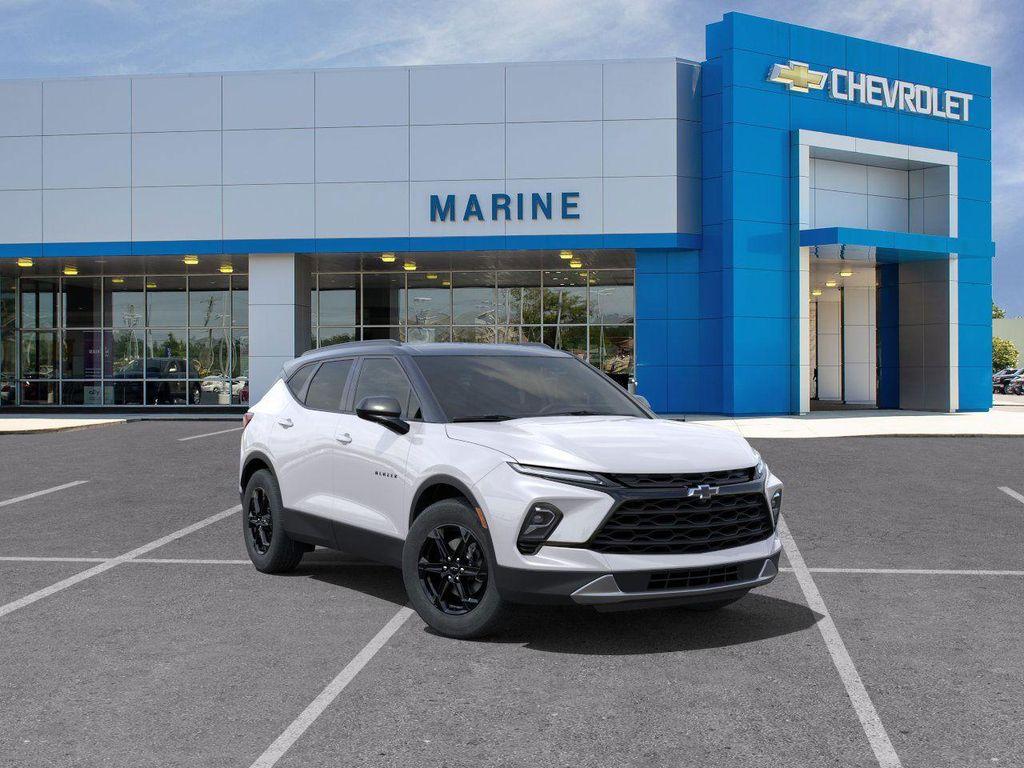 new 2025 Chevrolet Blazer car, priced at $33,175