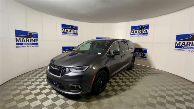 used 2023 Chrysler Pacifica car, priced at $25,900
