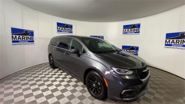 used 2023 Chrysler Pacifica car, priced at $25,900