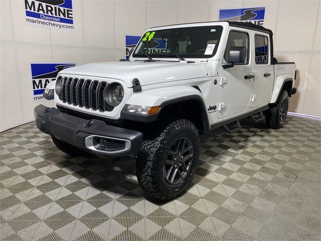 used 2024 Jeep Gladiator car, priced at $34,900