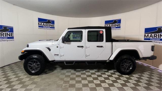 used 2024 Jeep Gladiator car, priced at $34,900