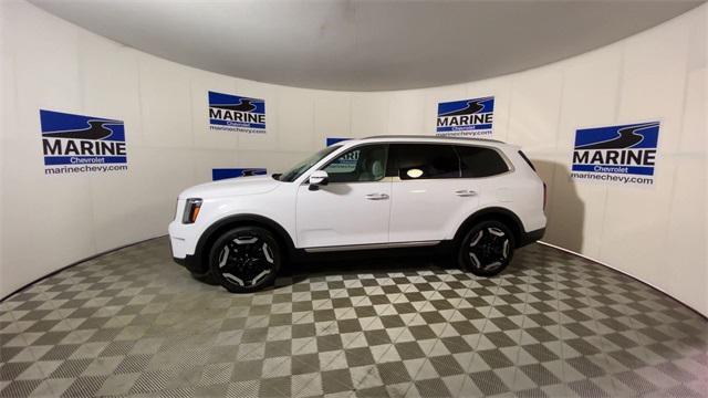 used 2023 Kia Telluride car, priced at $35,900
