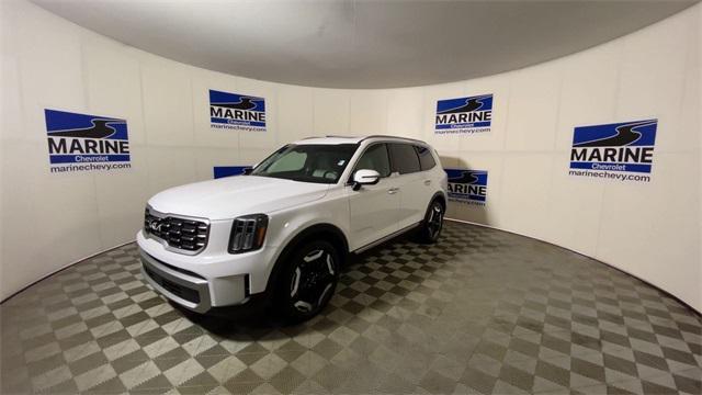 used 2023 Kia Telluride car, priced at $35,900