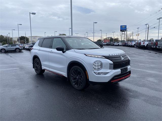 used 2023 Mitsubishi Outlander car, priced at $26,200