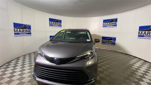 used 2023 Toyota Sienna car, priced at $42,900