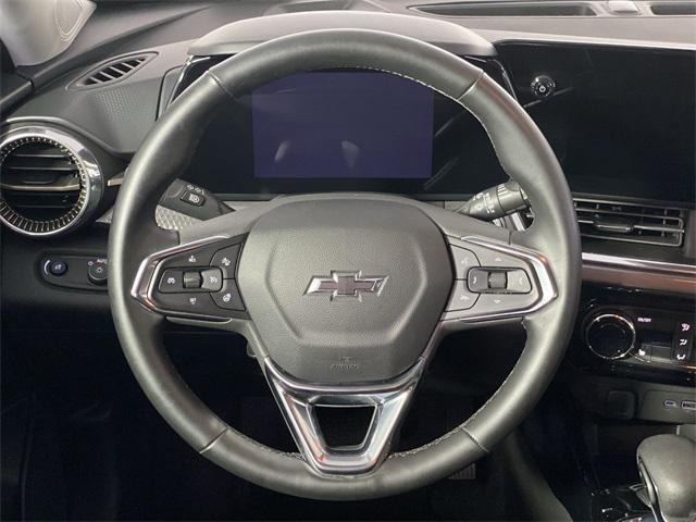 used 2025 Chevrolet Trax car, priced at $28,400