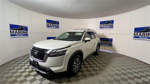 used 2023 Nissan Pathfinder car, priced at $33,400