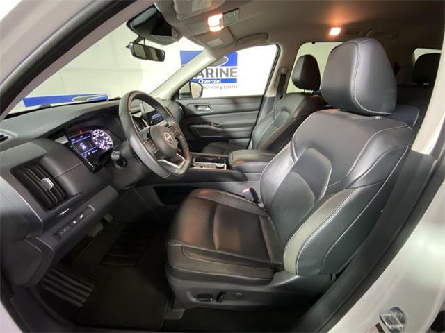used 2023 Nissan Pathfinder car, priced at $33,400