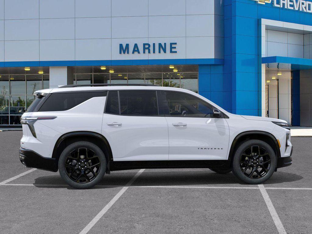 new 2026 Chevrolet Traverse car, priced at $55,290