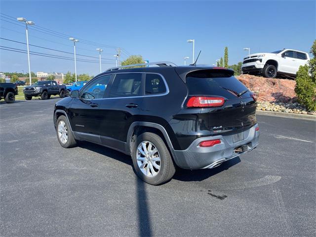 used 2015 Jeep Cherokee car, priced at $12,900