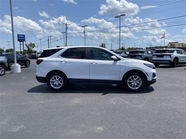used 2022 Chevrolet Equinox car, priced at $23,400