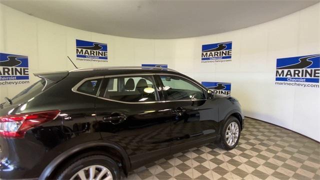 used 2022 Nissan Rogue Sport car, priced at $12,900