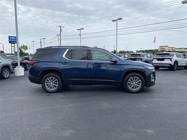 used 2022 Chevrolet Traverse car, priced at $31,900