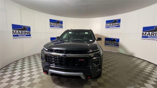 used 2024 Chevrolet Traverse car, priced at $49,900