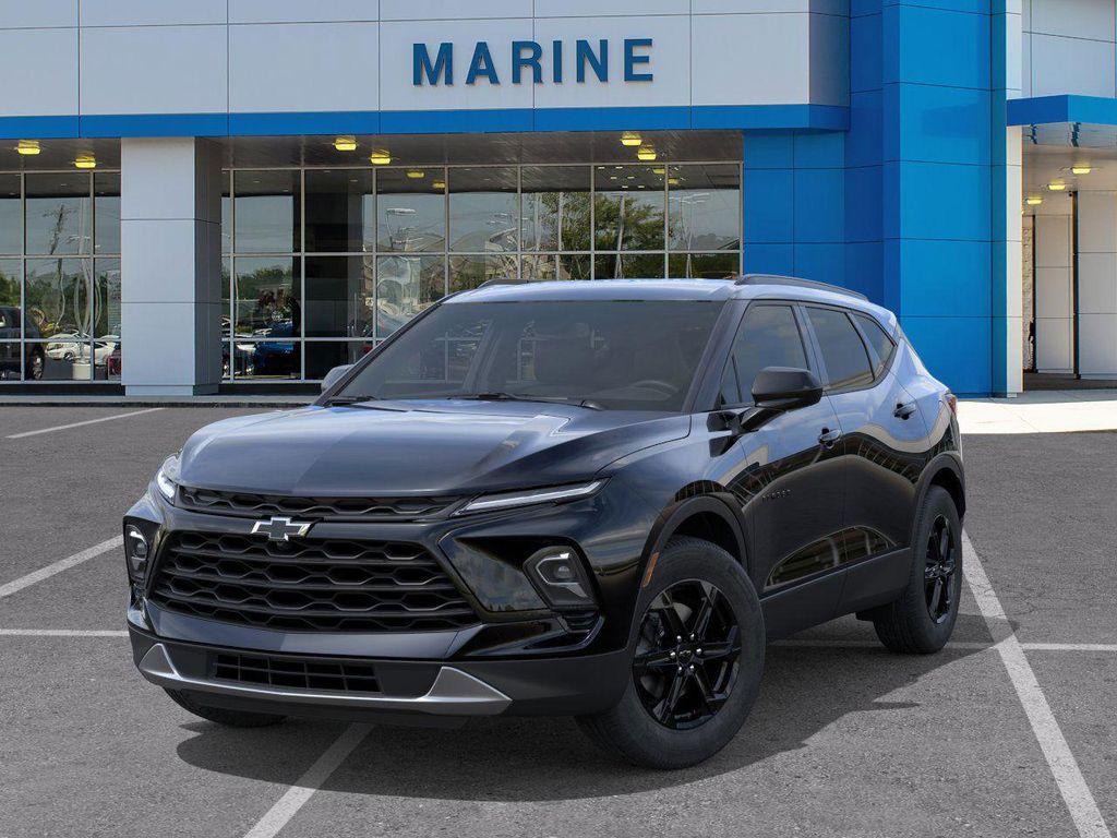 new 2025 Chevrolet Blazer car, priced at $30,805