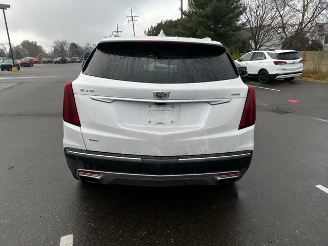 used 2022 Cadillac XT5 car, priced at $32,900