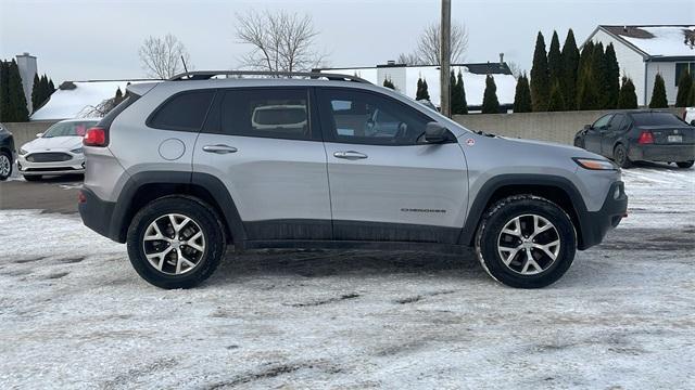 used 2016 Jeep Cherokee car, priced at $11,500