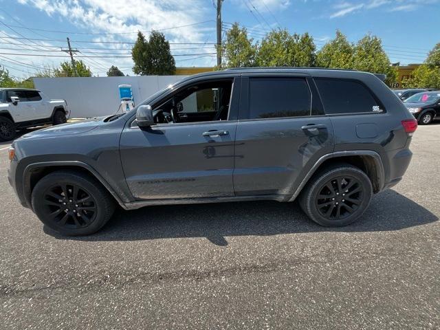 used 2017 Jeep Grand Cherokee car, priced at $14,190