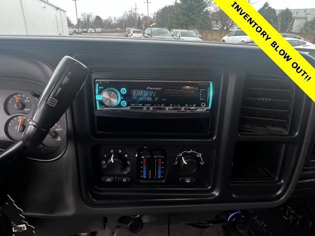 used 2005 GMC Sierra 2500 car, priced at $12,900