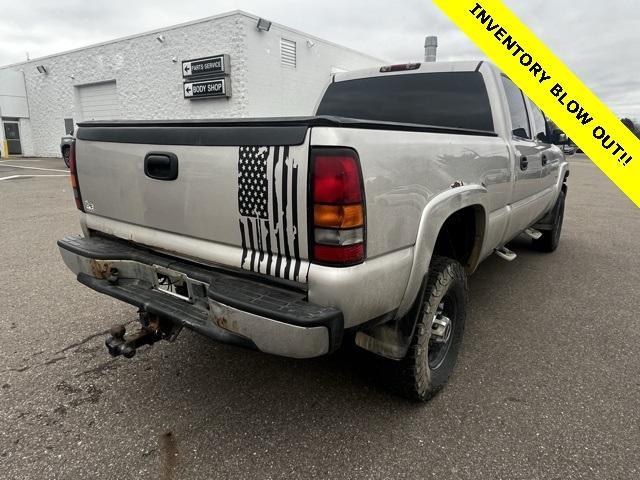 used 2005 GMC Sierra 2500 car, priced at $12,900