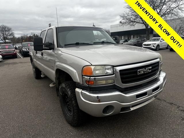 used 2005 GMC Sierra 2500 car, priced at $12,900