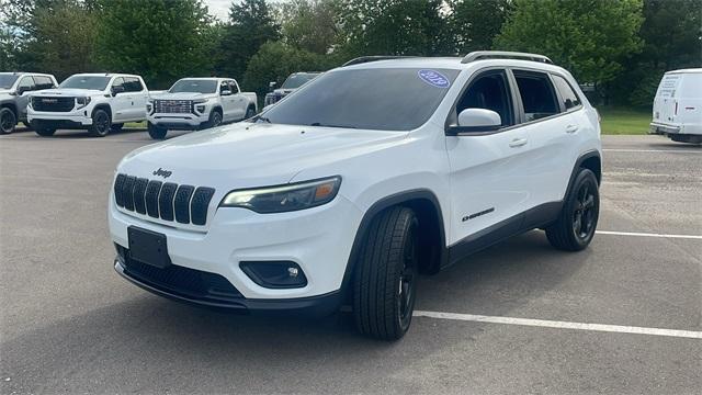 used 2019 Jeep Cherokee car, priced at $15,900