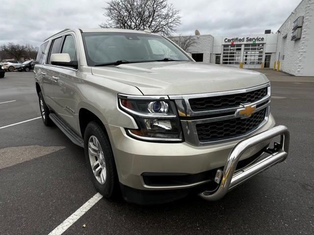 used 2017 Chevrolet Suburban car, priced at $23,900