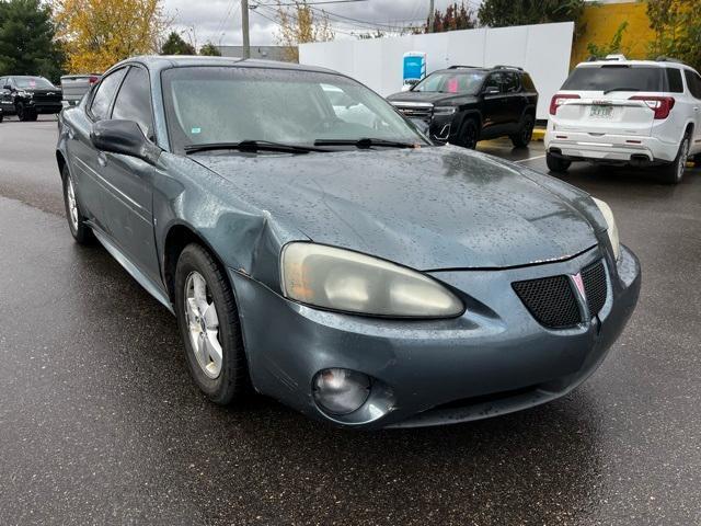 used 2006 Pontiac Grand Prix car, priced at $1,500