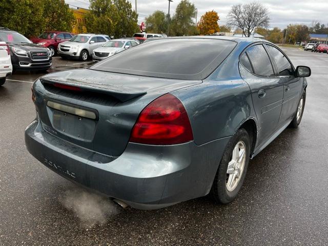 used 2006 Pontiac Grand Prix car, priced at $1,500