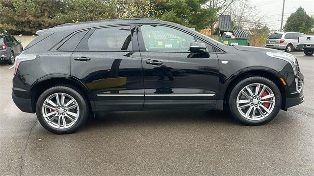 used 2024 Cadillac XT5 car, priced at $51,800