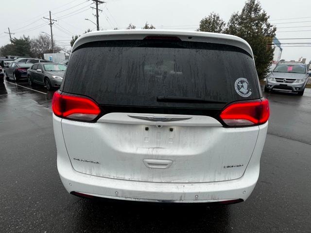 used 2018 Chrysler Pacifica car, priced at $20,700