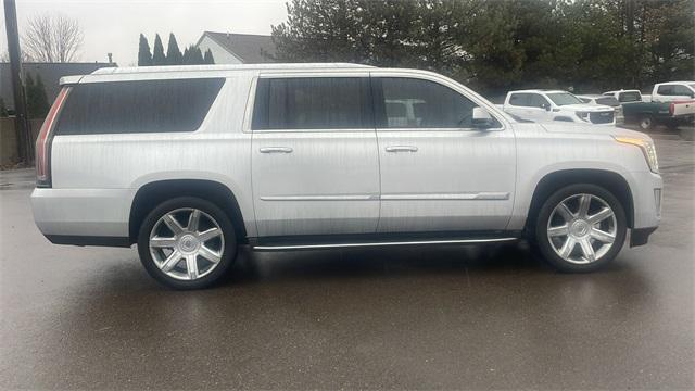 used 2015 Cadillac Escalade ESV car, priced at $26,600