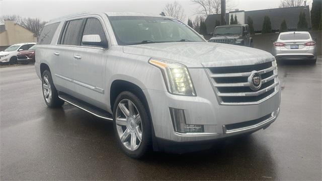 used 2015 Cadillac Escalade ESV car, priced at $26,600