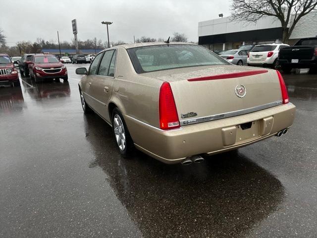 used 2006 Cadillac DTS car, priced at $4,500